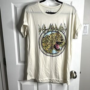 ROCK BAND GRAPHIC CHASER graphic printed T Def Leppard, size medium